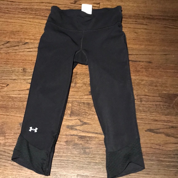 Under Armour Pants - Under Amour XS Heat Gear Capri Pants